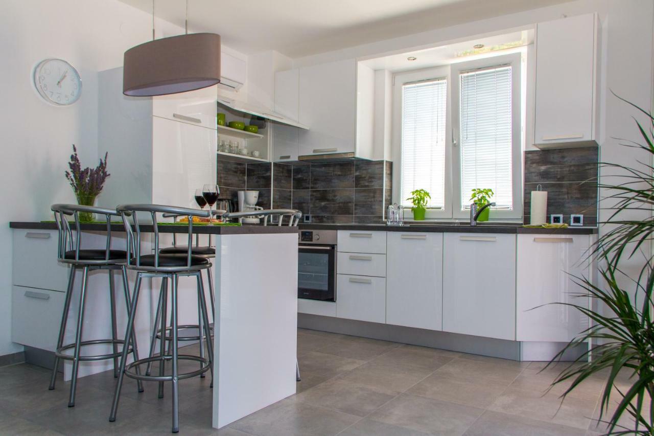 Apartmani Zoric Punat Exteriér fotografie
