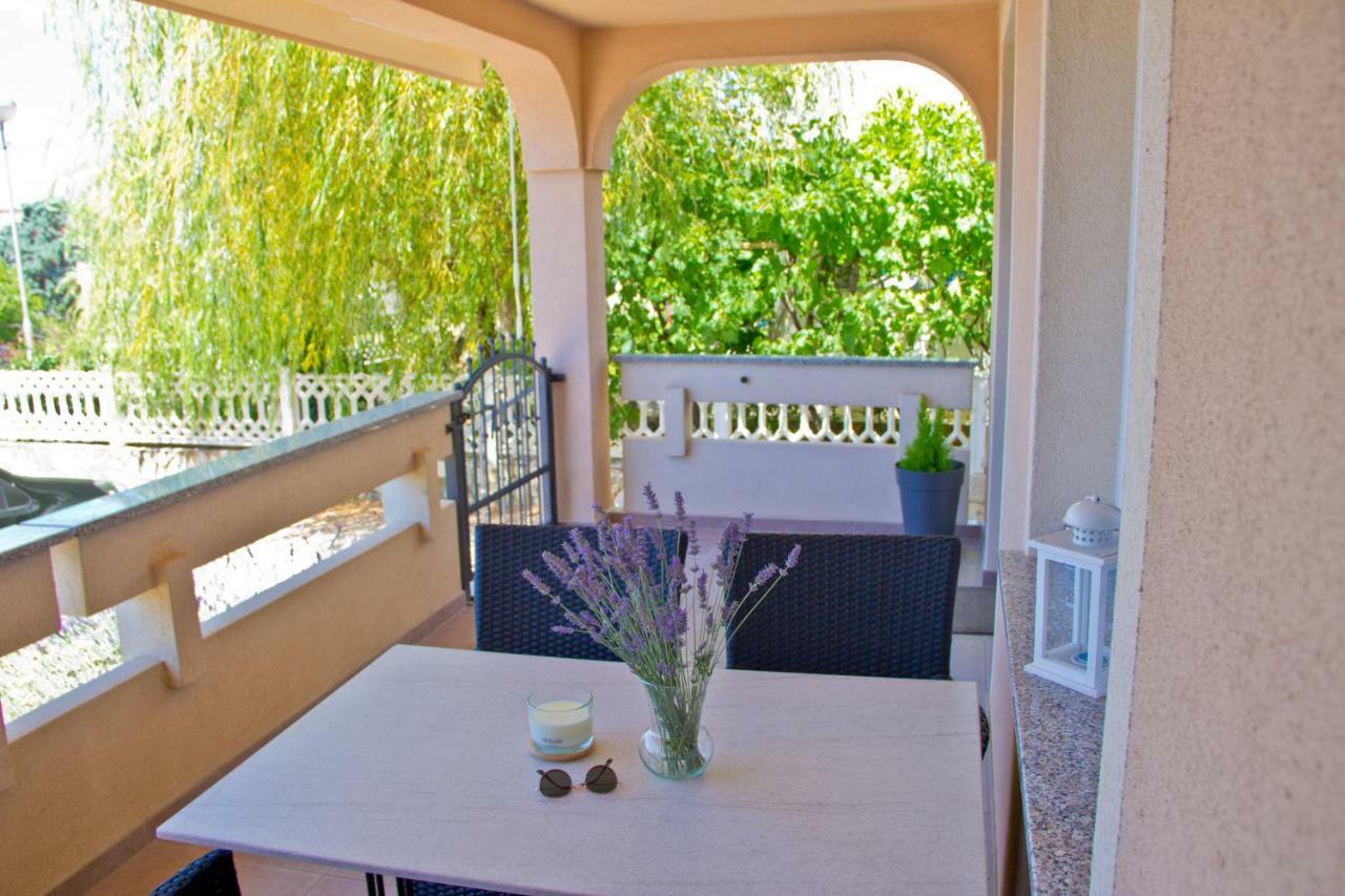 Apartmani Zoric Punat Exteriér fotografie