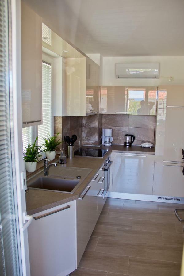 Apartmani Zoric Punat Exteriér fotografie